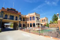 Albury Paddlesteamer Motel - 4-Star