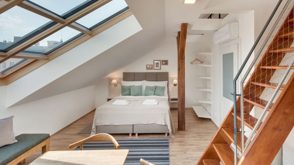 Louren Apartments
