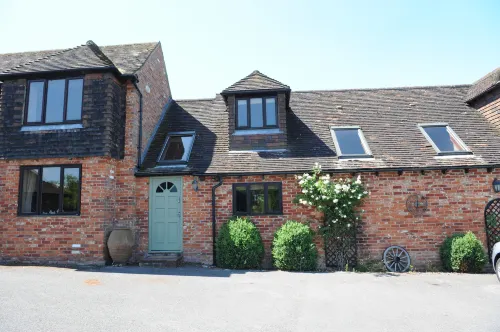 Northlands Farm & Lakes Hotels in Lavant