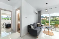 L & C Boutique Apartments - Wifi