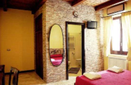 拉馬託博爾戈住宿加早餐旅館 聖歐費米亞拉默齊亞酒店