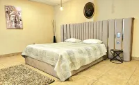 Equinaturi Hotels near Praça Camilo Castelo Branco