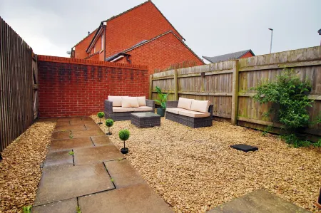 The Dock House -  Newport City Centre