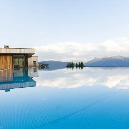 Tratterhof Mountain Sky Hotel