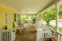 Mountain Majesty ~ Country elegance at its best! Hotels in Madison County