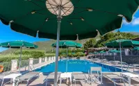 Hotel Ristorante Borgo la Tana - Ocean View