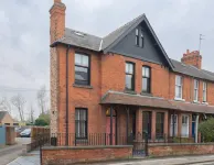 逃脫2在遊行放鬆可容納10人