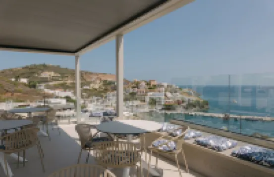 Golden Luxury Suites