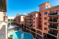 Estúdios Modernos em Resort pé na Areia - Jurerê Beach Village Jbvjr