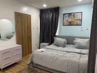 AZ KINGS HOTEL AND APARTMENT - balcón