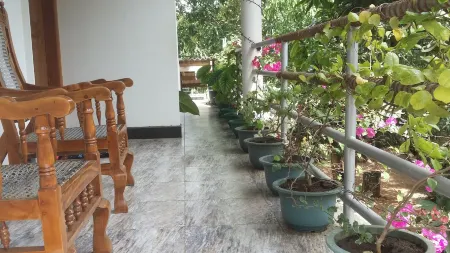 Rich Resort & Restaurant