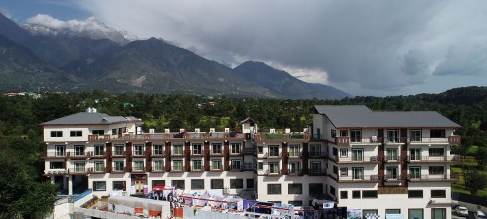 D'Polo Club & Spa Resort Hotels in Kangra