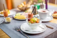 Hotel Cochemer Jung - breakfast