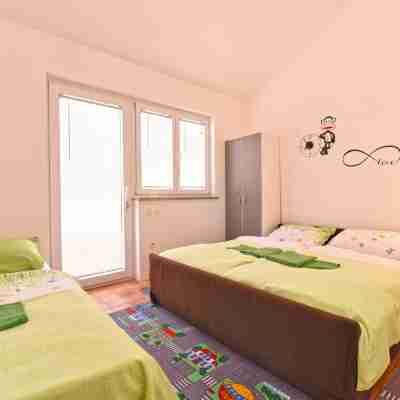 Apartment 1562 Rooms