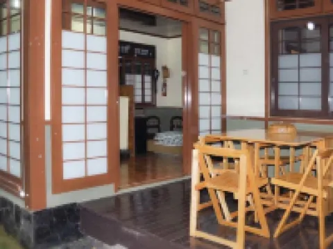 Villa Kota Bunga ADE Hotel a Pacet