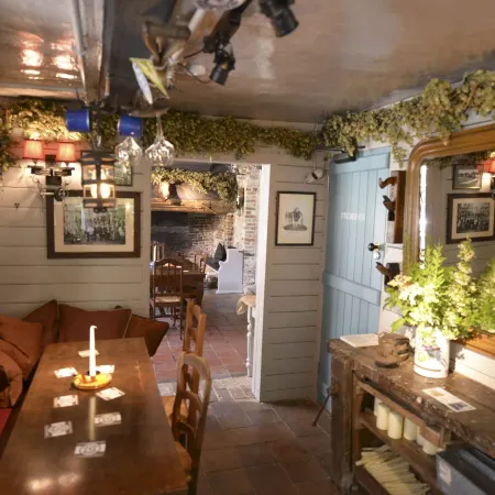 The Woolpack Inn Warehorne