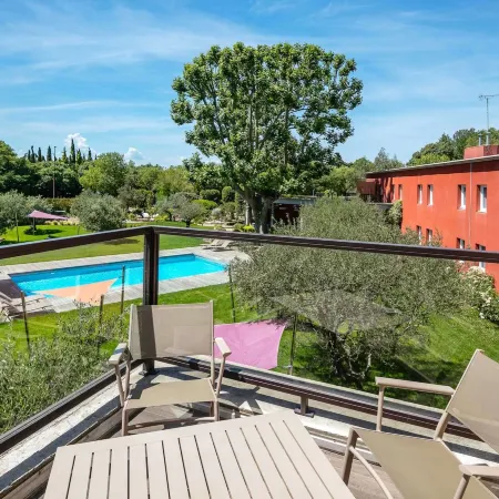 Best Western Plus le Lavarin