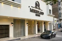 New MerryLand Hotel Hotel berhampiran Rustic Bar & Eatery