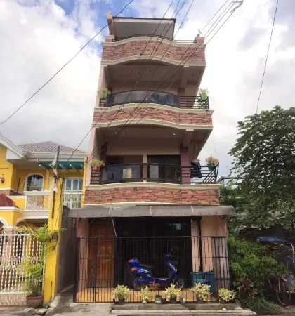 Palompon Traveler's Lodge Отели в г. Паломпон