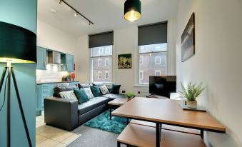 Lord Grey Apartments - By Week2Week