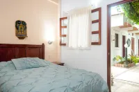 Las Mariposas Hotel & Studios