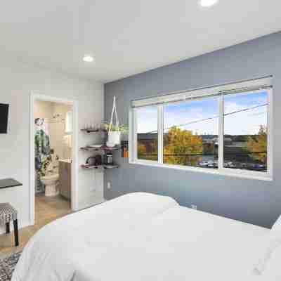 Ballard's Sweet Suites Rooms