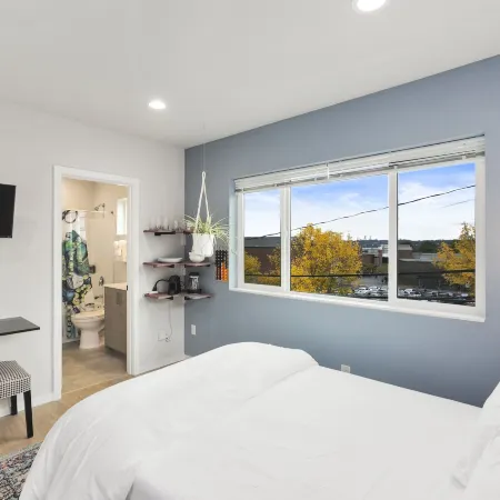 Ballard's Sweet Suites