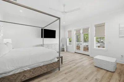 Juan Fine Day by Avantstay Sleeps 18 Heated Pool + Golf Cart
