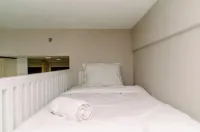 Nice and Comfy Studio at Sky House BSD Apartment - 2-stjärniga