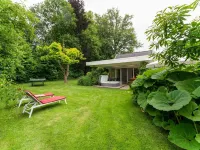 Picturesque Holiday Home in Oldenzaal with Jacuzzi Hotels in 