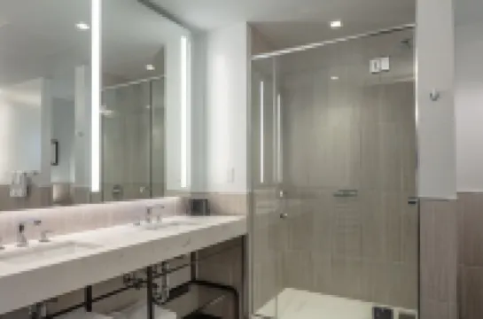 The Richardson Hotel