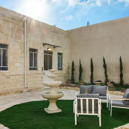 Helios Boutique Suites by la Finca Hotel