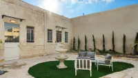Helios Boutique Suites by la Finca Hotel Hotels in 