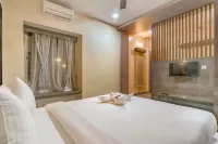 Freesia Resort by Express Inn - balcony