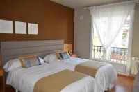Apartamentos Vida Mar de Laxe Hotels in Laxe