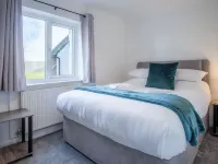 Gower Hideaway - 3 Bed - Ocean Breeze Hotels in Port Eynon