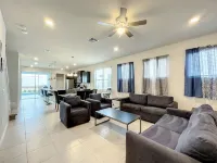 Family Villa W Game Room & Heated Pool Hotels in Davenport