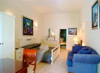 Emborio Central Villas Hotels in Pyrgos