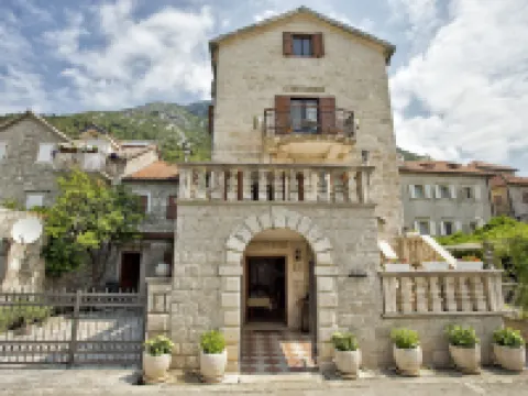 Hotel Admiral Hotels in Perast