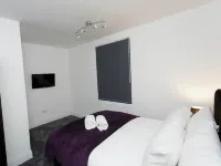 Ivy House Hotels near Colton Retail Park