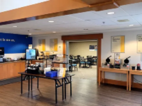 Days Inn by Wyndham Orillia Hotels in Simcoe County