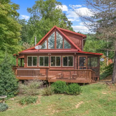Luxury Cabin 45 Min to Asheville |Hot Tub|Fire pit
