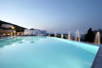 Hotel Mediterranean - Ocean View