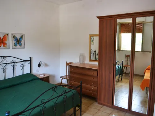 Confortevole casa vacanze italiana con giardino e barbecue