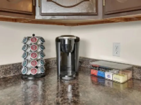 Sleeps 11 - Family Friendly - Washer+Dryer - PlayStation Pro - Games - Fast Wifi Hotels in Millcreek