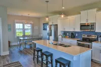 Sandtoesha West, Ocean and Sound Views, in Emerald Isle, close to everything!