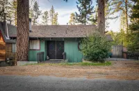 Bear's Den Hotels in Idyllwild-Pine Cove