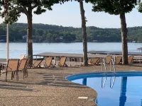 Spacious Condo with Serene Lake Views - Charming Lakefront Retreat Hotels in Osage Township