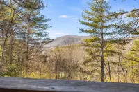 Mountain Views and Scenic Trails - Charming Red Cabin Escape