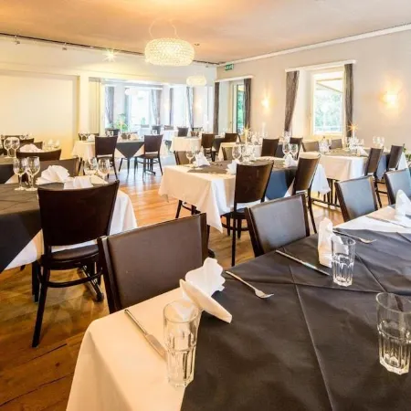 Hotel Rätia